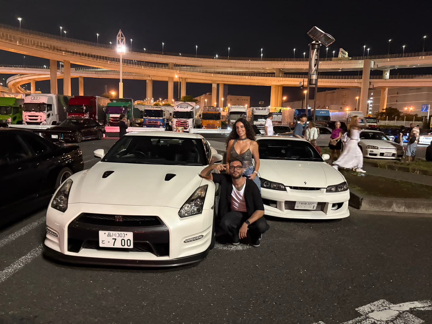 Guests with a Nissan GT-R and Silvia at Daikoku Parking Area